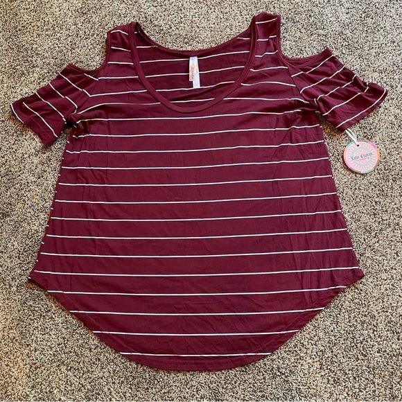 Love Charm Maroon White Cold Shoulder Striped Top Large NWT - Picture 1 of 5